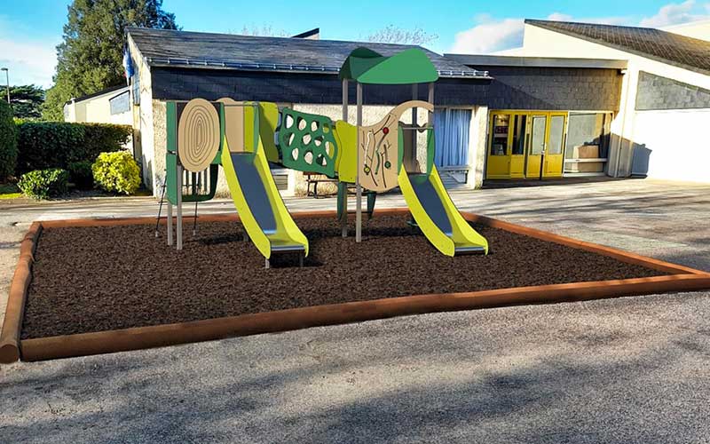 Guérande : une nouvelle aire de jeux dans la cour de l’école de La Pradonnais